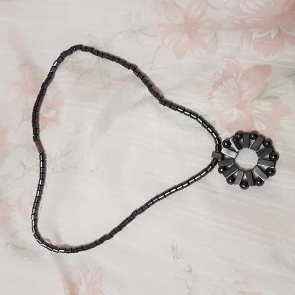 Geometric Metallic Necklace - Picture 1 of 1